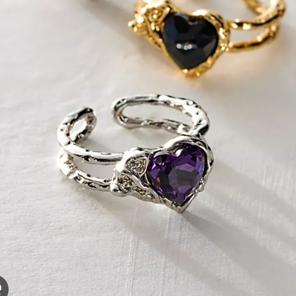 Free People Jewelry - NWT Free People Heartbreaker Ring in Purple